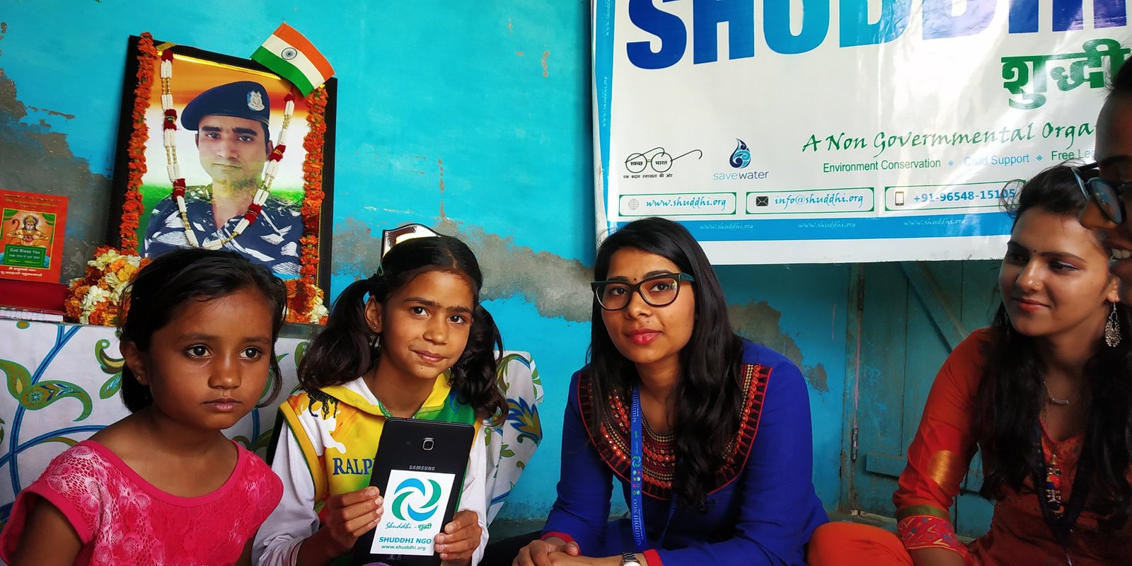 Children learning digitally
